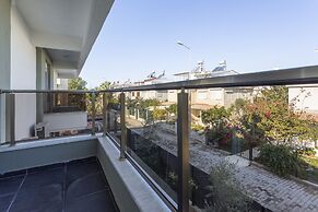 EV Apartments