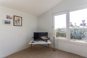 EV Apartments