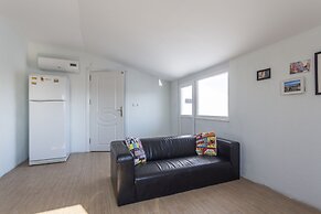 EV Apartments