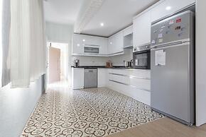 EV Apartments