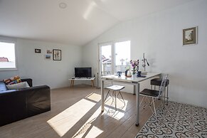 EV Apartments