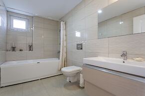 EV Apartments