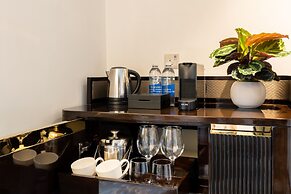Leonardo Hotel London Aldgate - formerly Hotel Saint