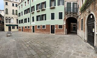 Grey's House