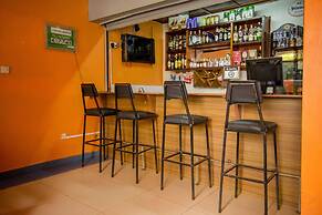 Meru Safari Hotel