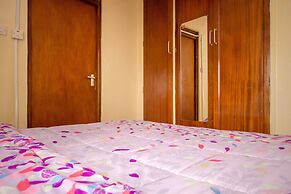 Meru Safari Hotel