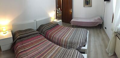 Harry's Guest House