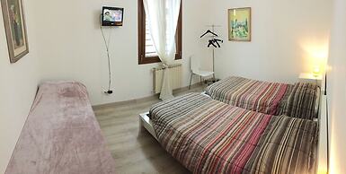 Harry's Guest House