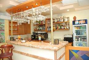 Tabar Hotel