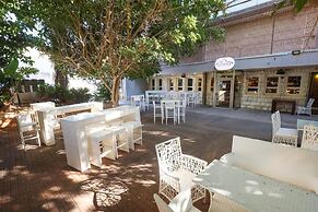 Tabar Hotel