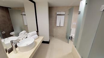 Aldea Thai by Playa Moments