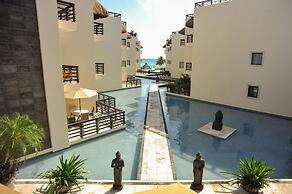 Aldea Thai by Playa Moments