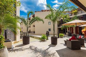 Aldea Thai by Playa Moments
