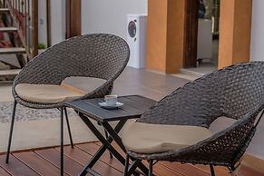 The Vibe Bed & Breakfast - Adults Only
