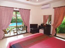 Coconut Paradise Holiday Villas