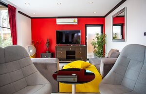 4poolvillas
