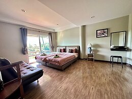 Kwainoy Riverpark & Resort
