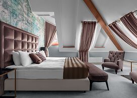 Villa Kadashi Boutique Hotel