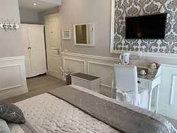 Charme & Chic Prestige