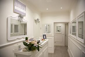 Charme & Chic Prestige