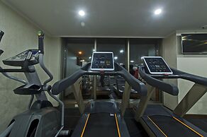 Colosseum Marina Hotel