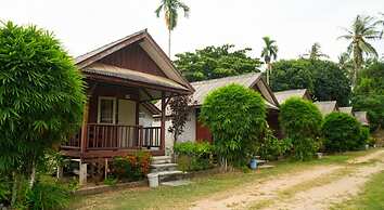 Weekender Bungalow