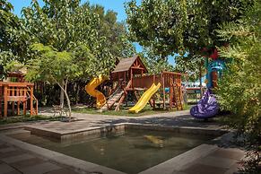 Cross Resort Yerevan