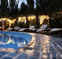 Cross Apartments and Tours