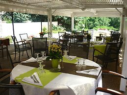 Les Relais du Serre