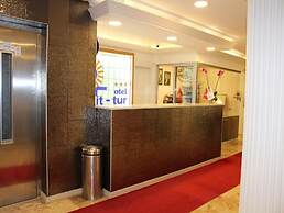 Hotel Kit Tur