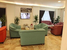 Hotel Kit Tur