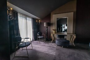 Atik Hotel