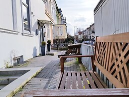Feldhouse