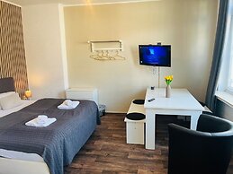 Feldhouse