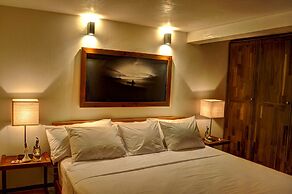 Moana Surf Resort