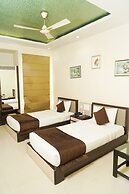 Hotel Yash Regency