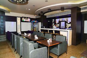 Hotel Yash Regency