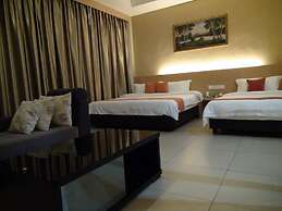 Paragon Lutong Hotel