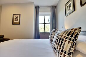 Orange Grove Hotel & Gardens