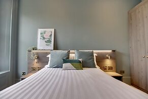 Orange Grove Hotel & Gardens