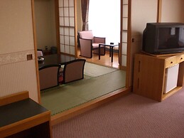 Lakeside Sakuraoka