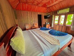 Diamond Beach Resort