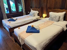 Diamond Beach Resort