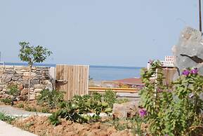 Okirroi Villas