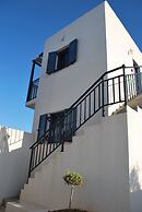 Okirroi Villas