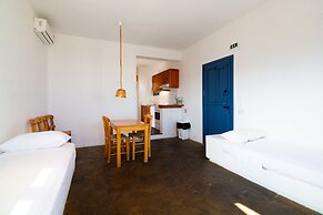 Okirroi Villas