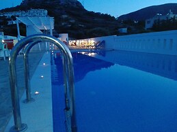 Okirroi Villas