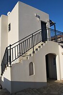 Okirroi Villas
