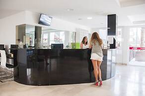 Funway Academic Resort - Adults Only