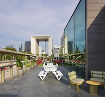 citizenM Paris la Défense